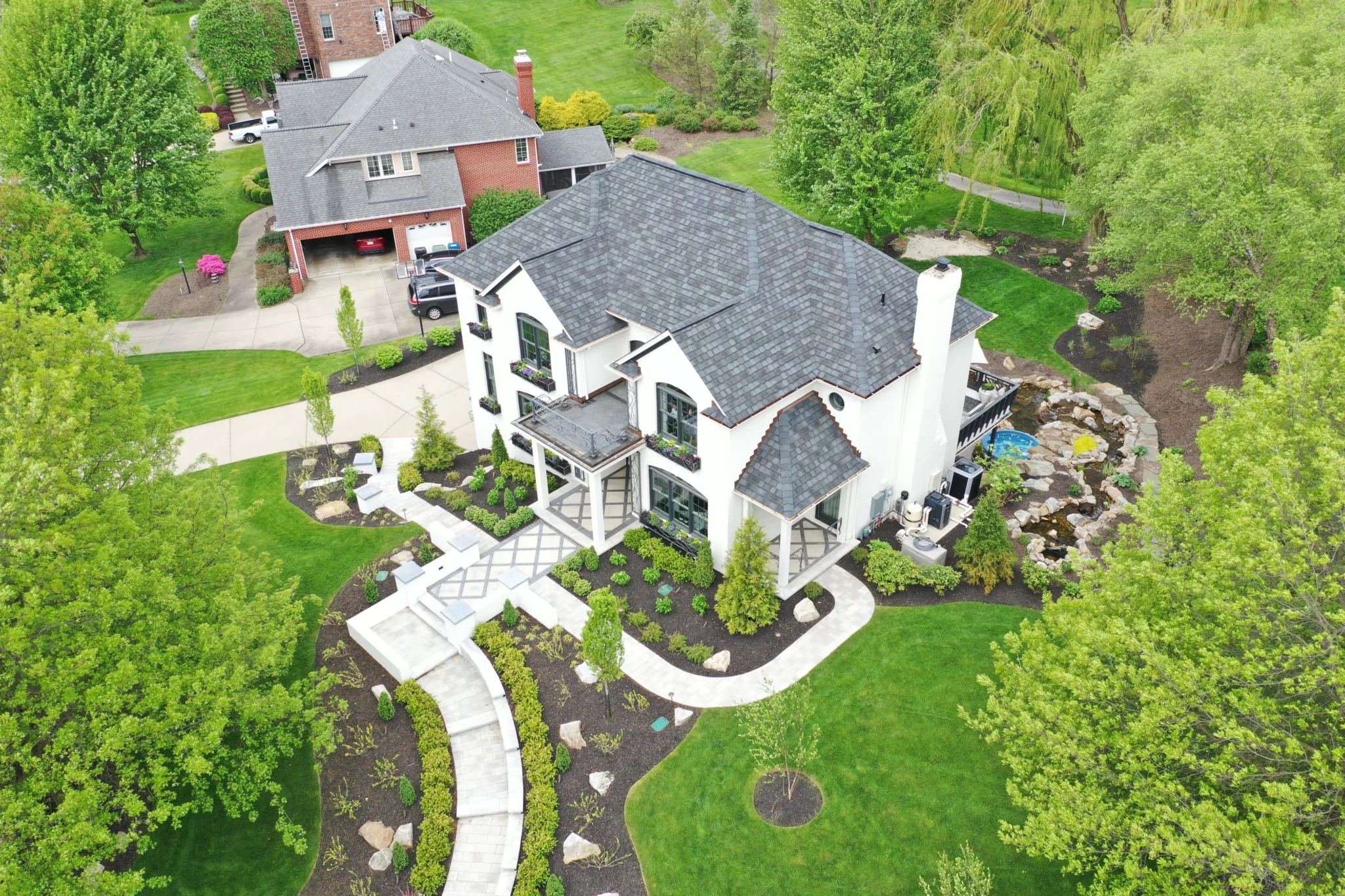 Landscape Design Services — Keystone Green lawn and landscape photography, image 1